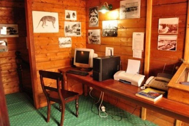 Ormiston House Bed & Breakfast Strahan Bagian luar foto